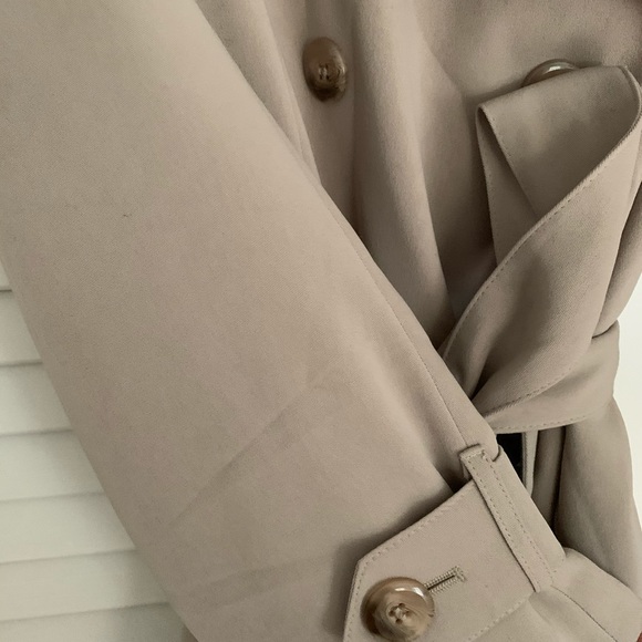 Montreal design flow drape double breast trench - Picture 4 of 8